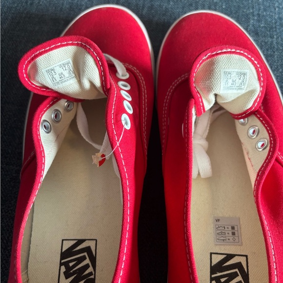 Vans Authentic Icon Men’s Red Canvas Shoes size 10.5M/12W BRAND NEW IN BOX - Picture 7 of 13
